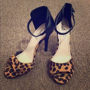 Anne Michelle Heels